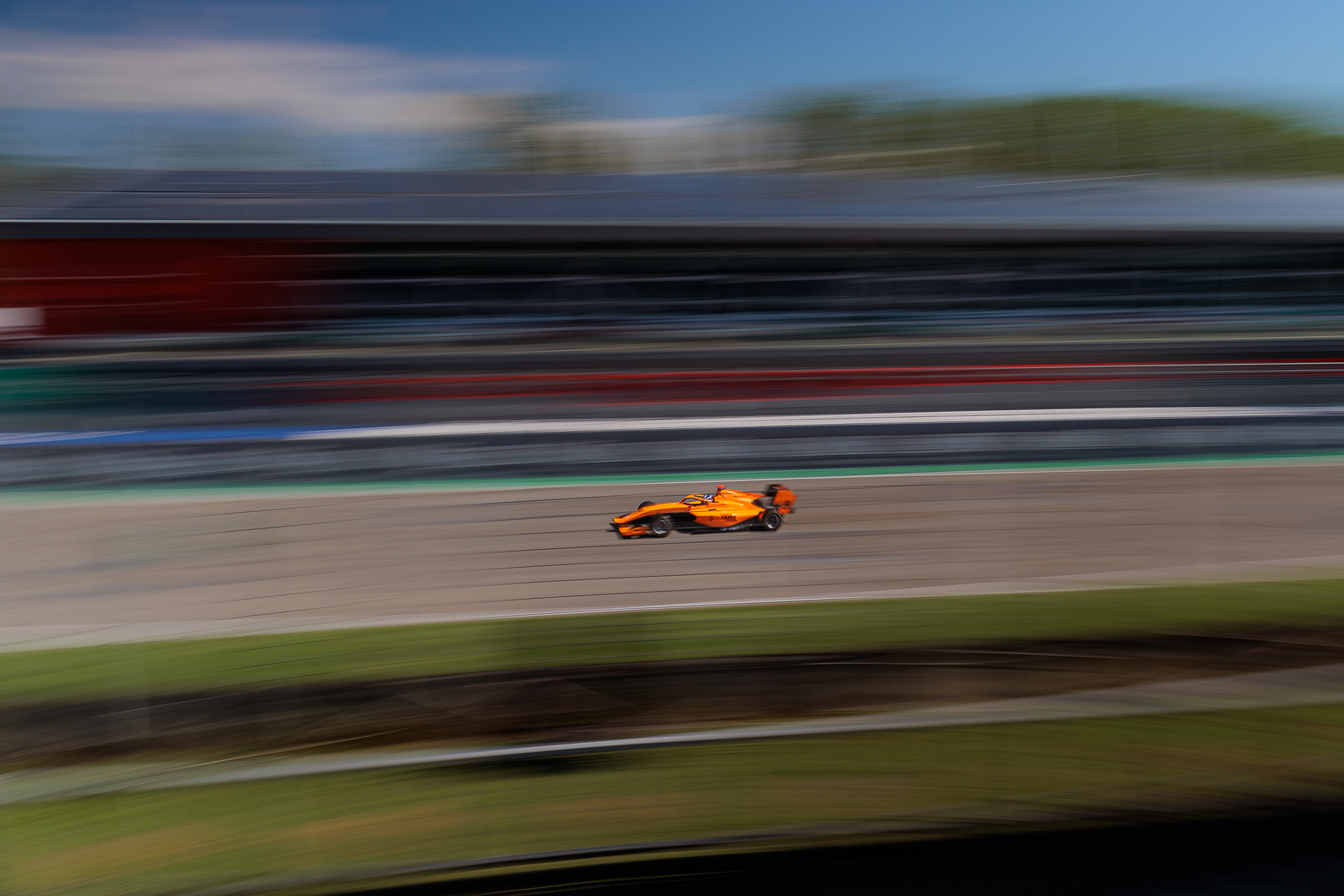 Panning F3