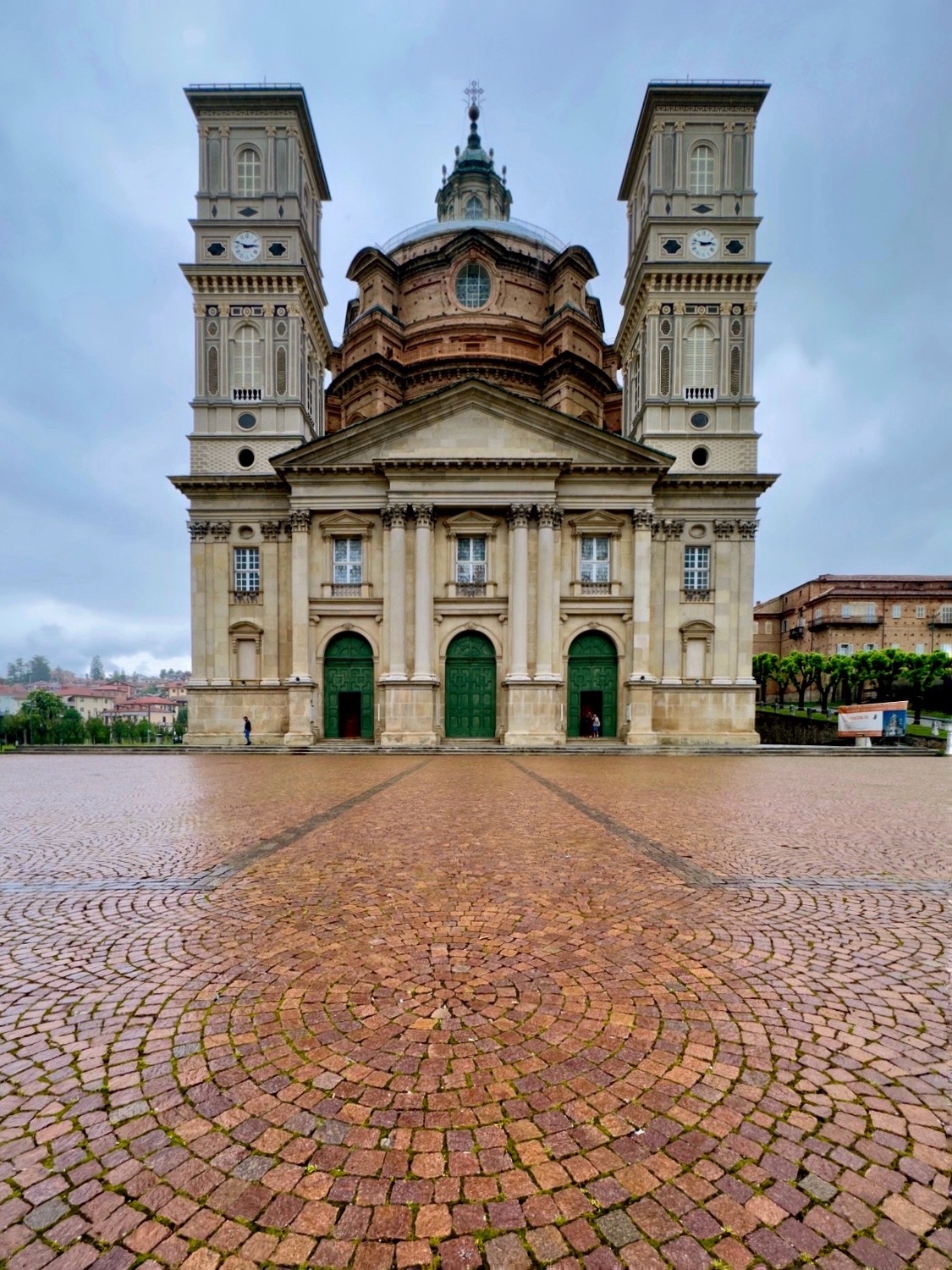 Main façade of the Sanctuary-Basilica Regina Montis R...