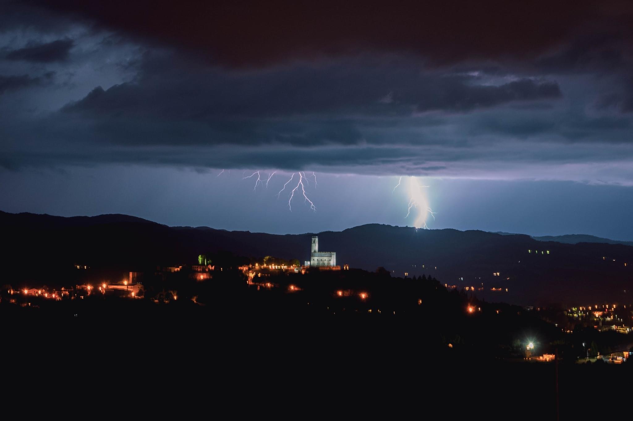Temporale poppi (ar)