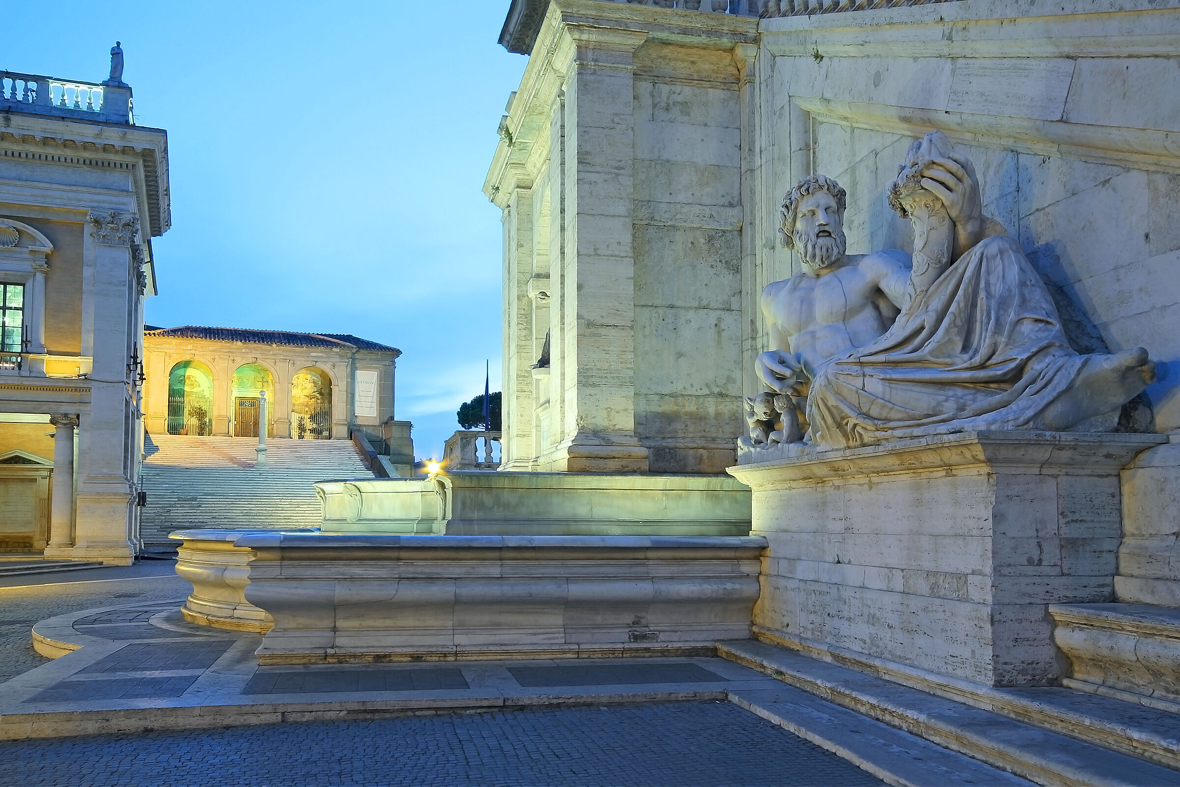 Al campidoglio.