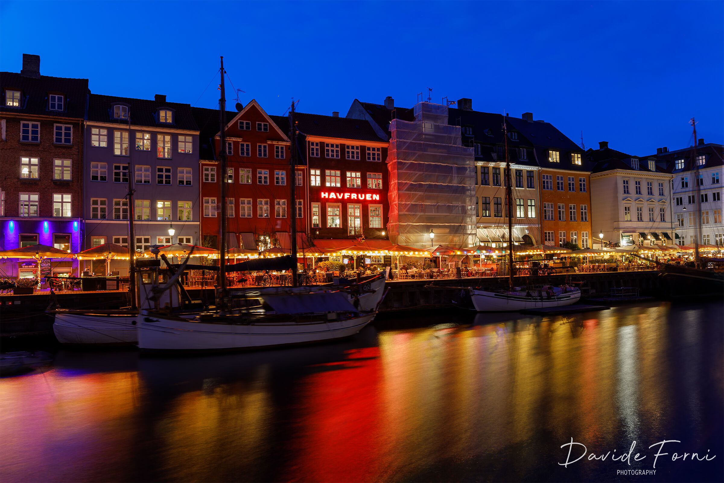 Nyhavn - Blue hour