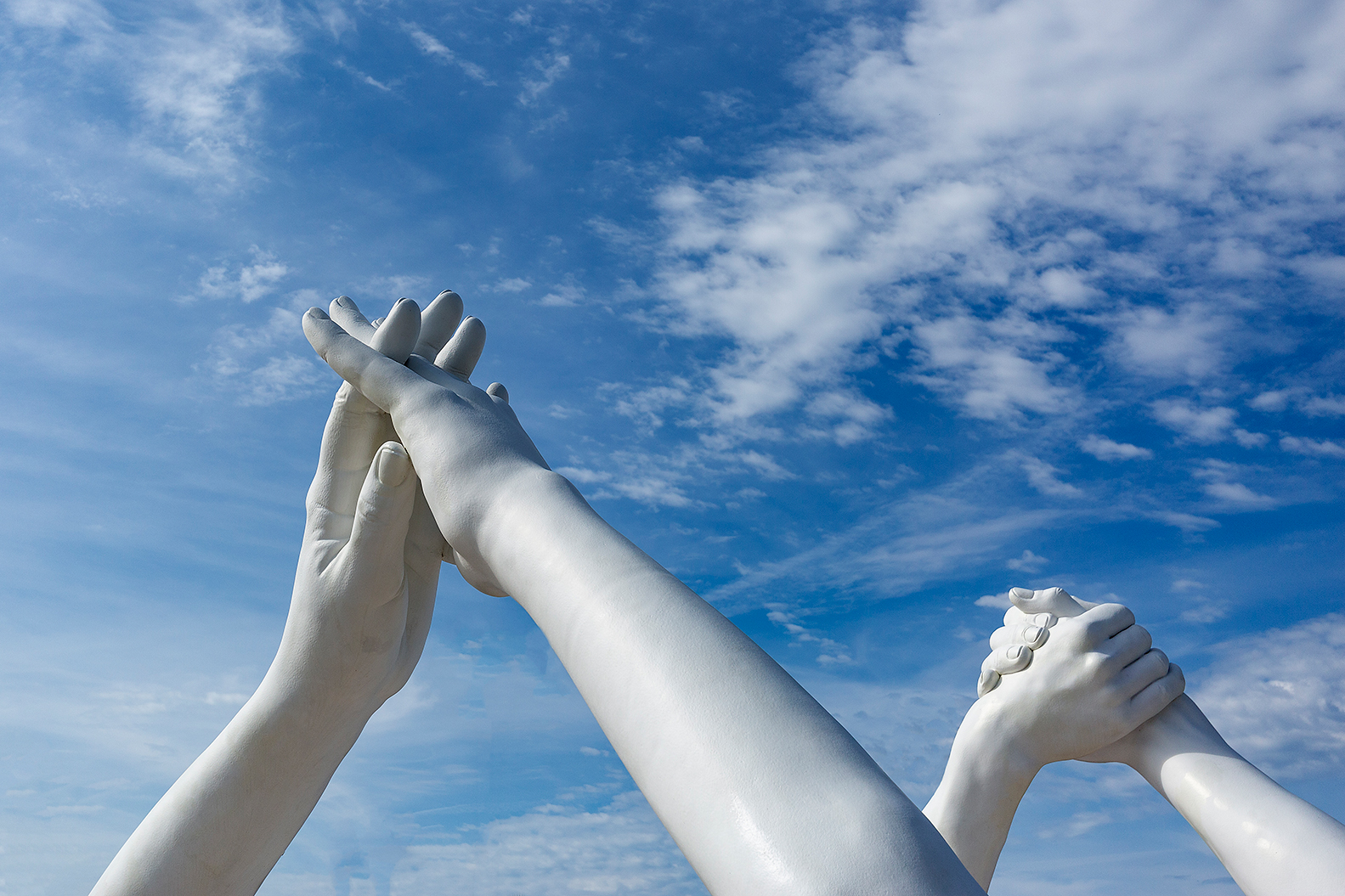 Lorenzo Quinn aiuto e amore