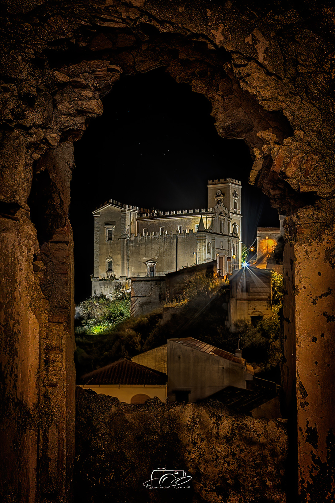 Savoca at night