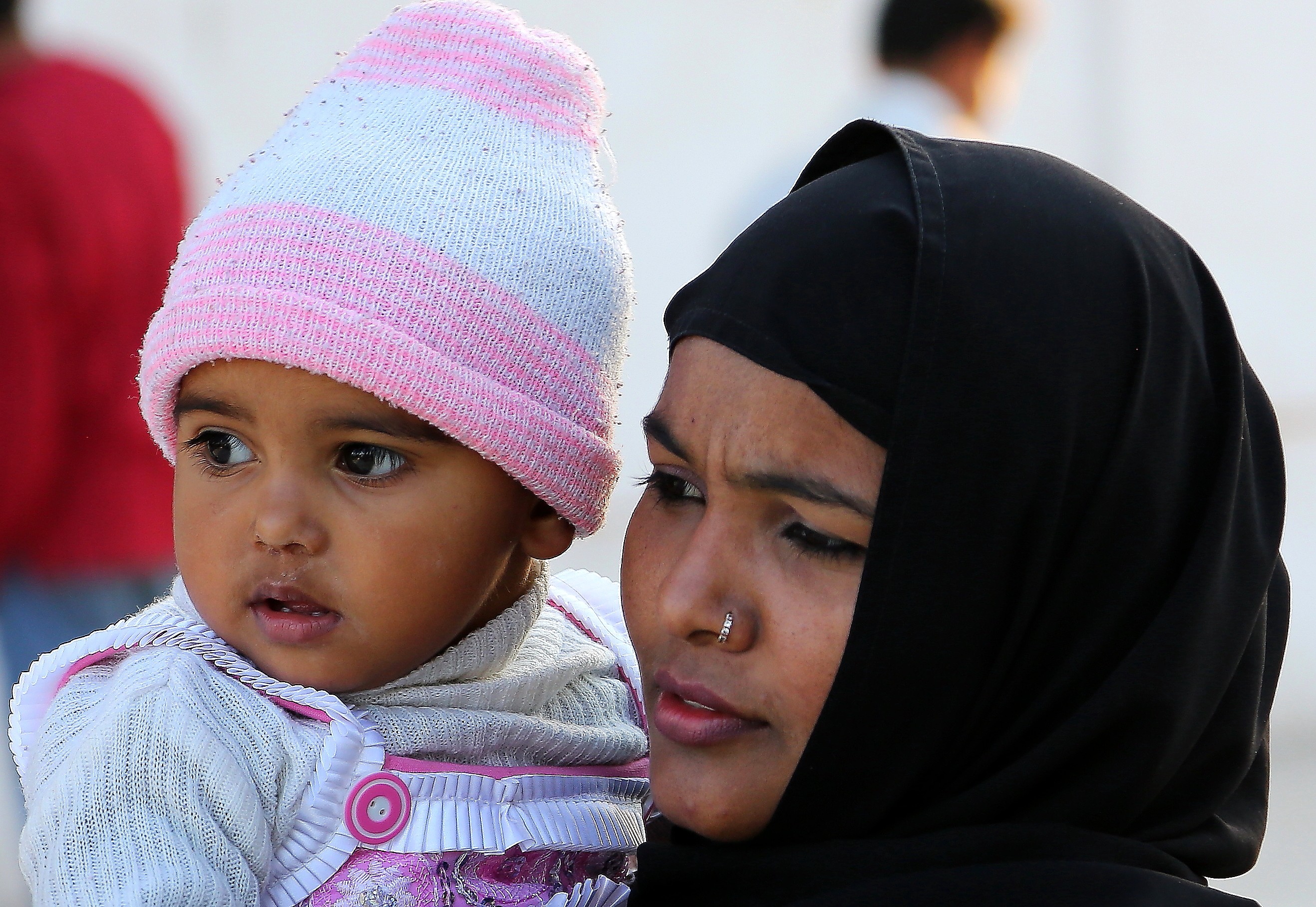 Delhi. Red Fort. Mother and Child.