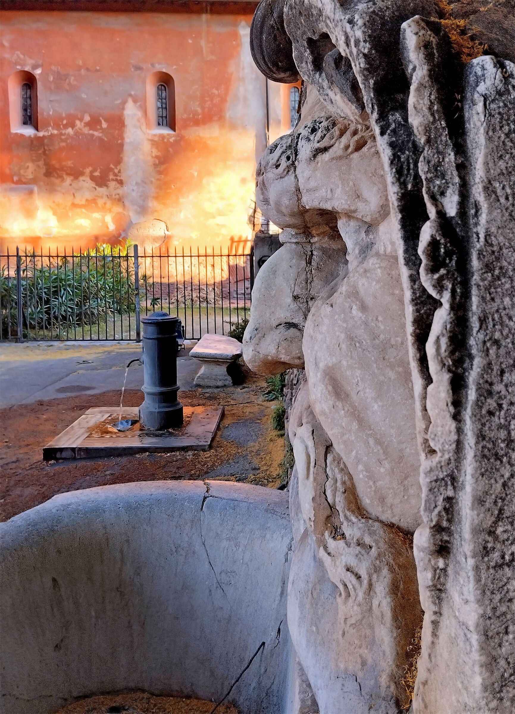 Fontana del mascherone