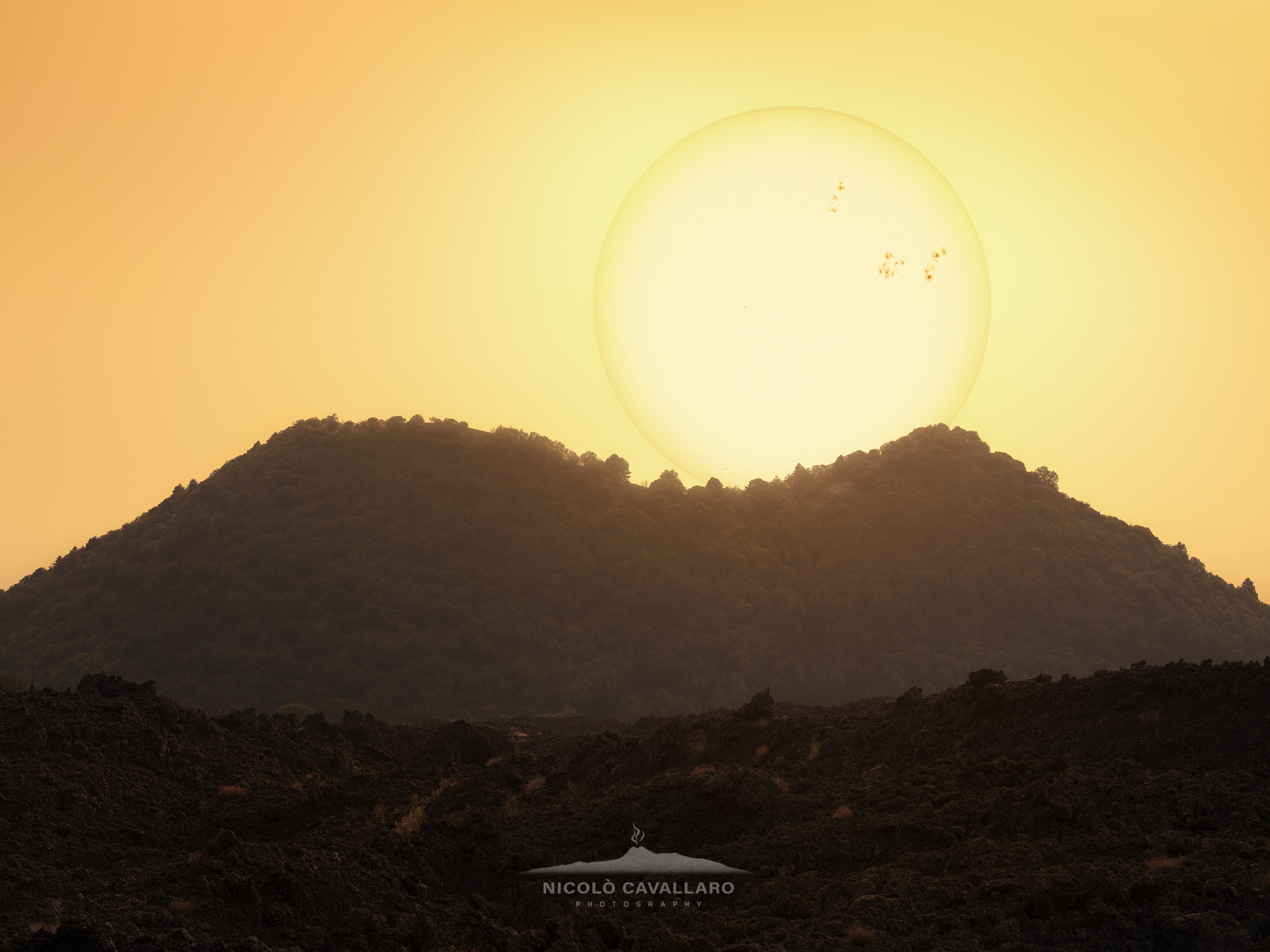 Red giant on Mount Etna