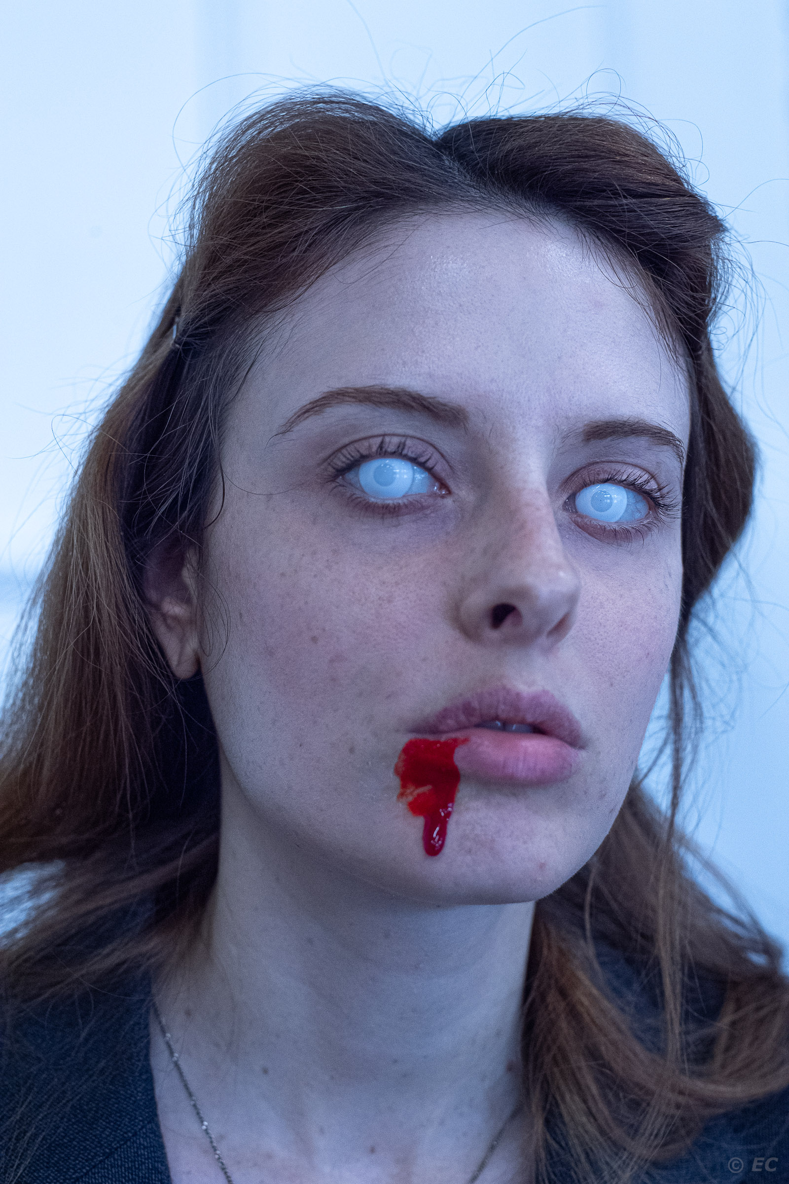 Can you see the blood?