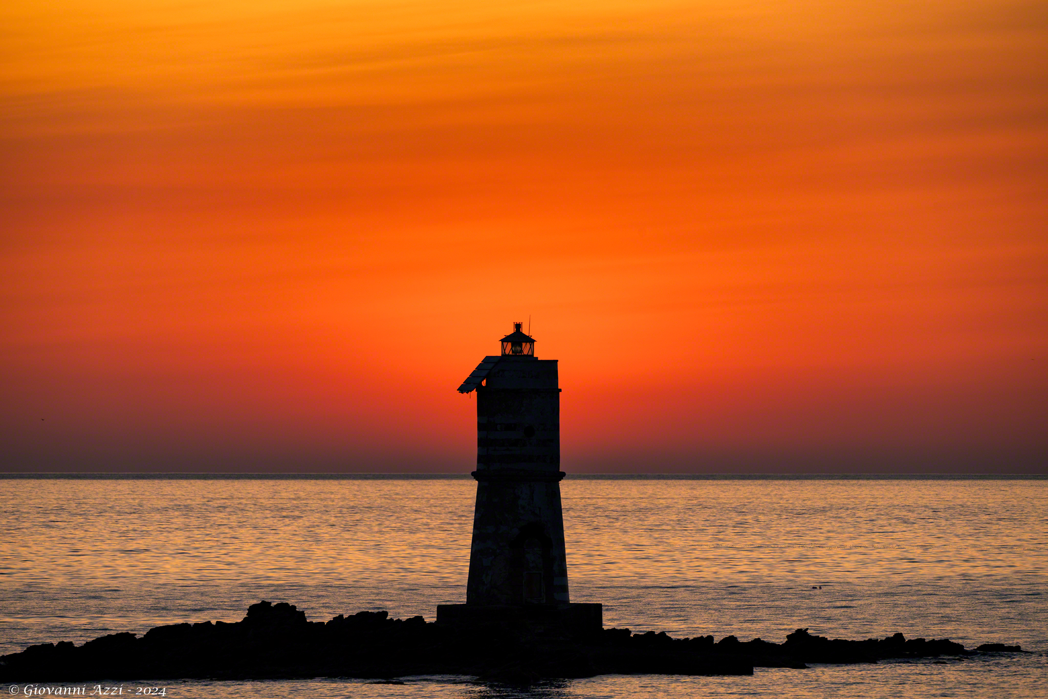 Shades of sunset at the Mangiabarche Lighthouse