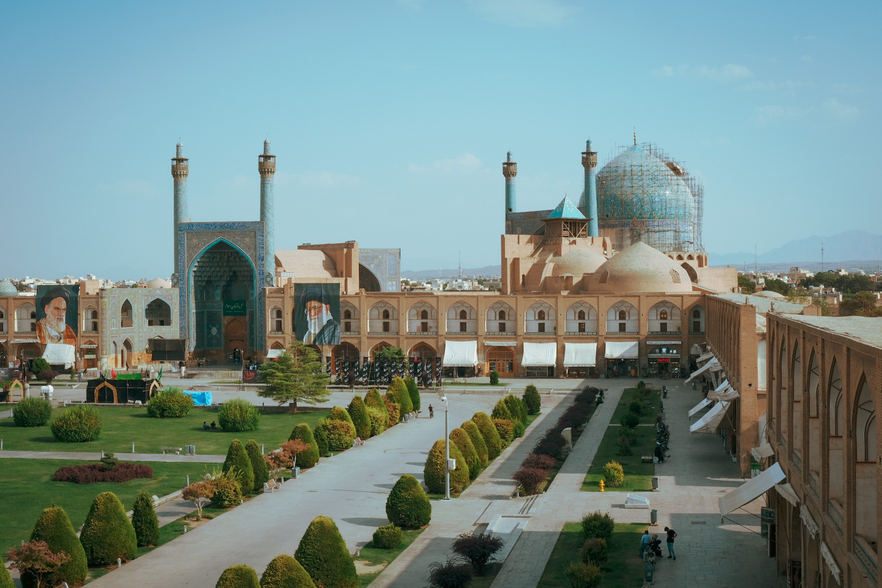 Isfahan, Naqsh-e Jahan Square