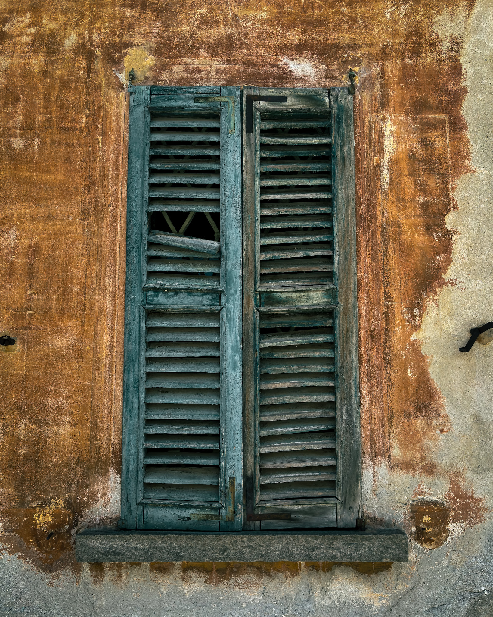 Green, old and broken