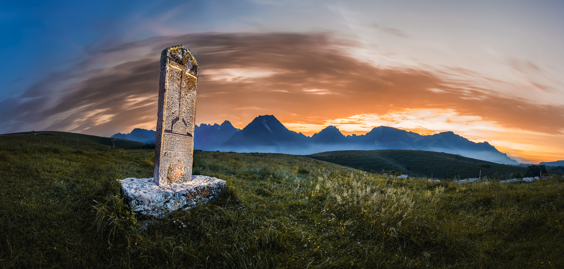 Lessinia - Croce dei Norderi - Waiting for the dawn