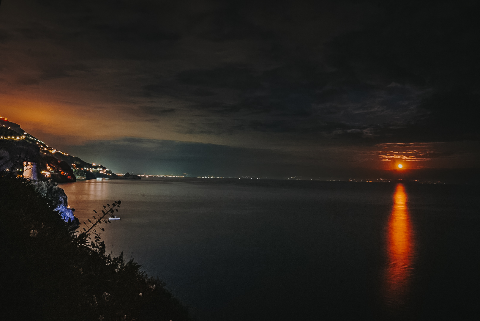 Tramonto lunare