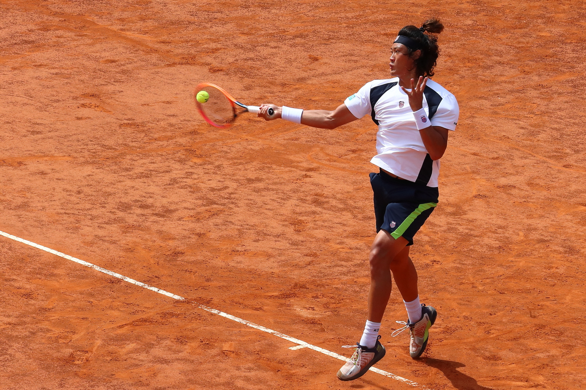 Zhizhen Zhang - forehand