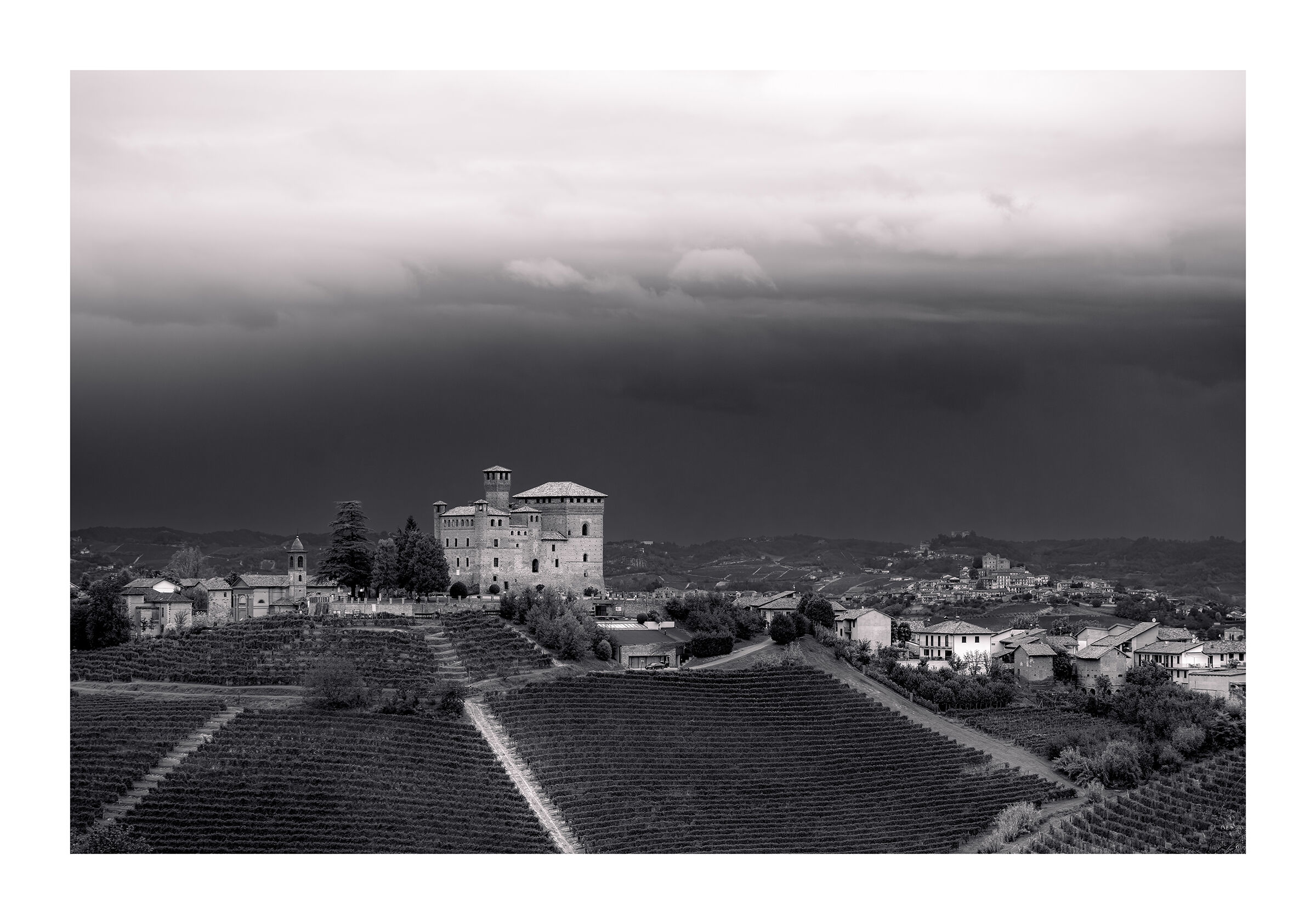 Grinzane Cavour B&W
