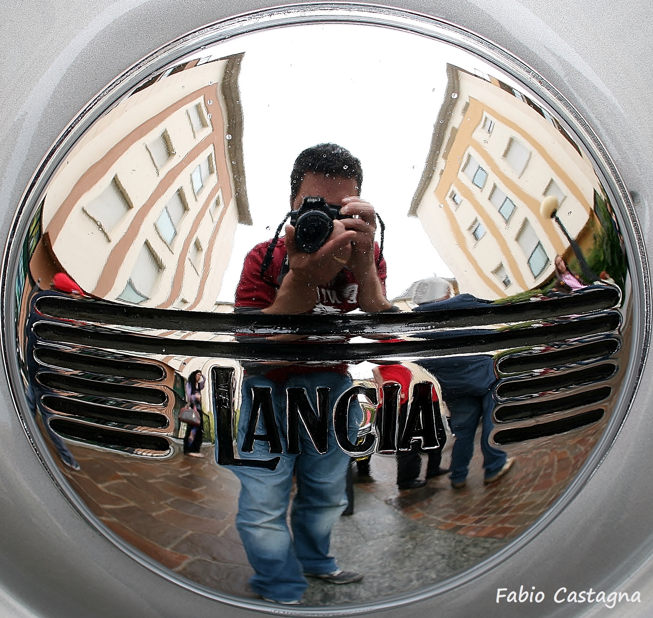 Riflesso nella Lancia