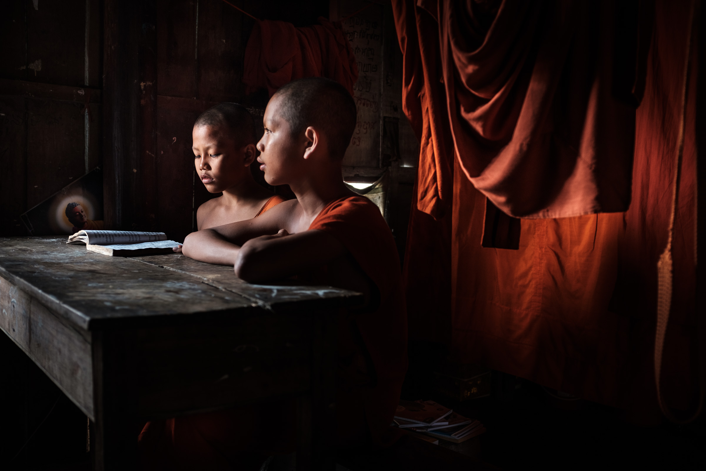 Cambogia, in un monastero buddista
