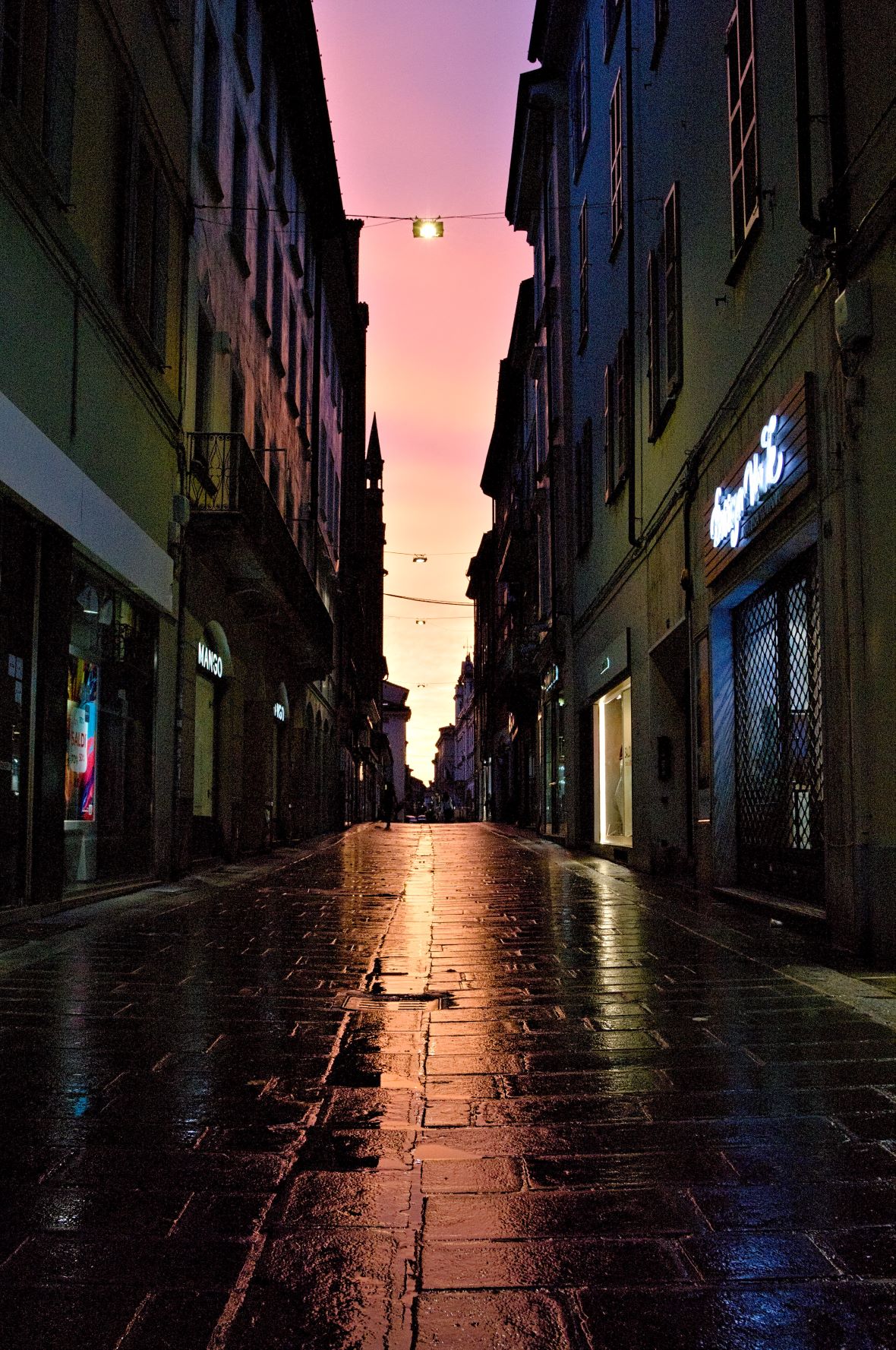 Colori lucidi