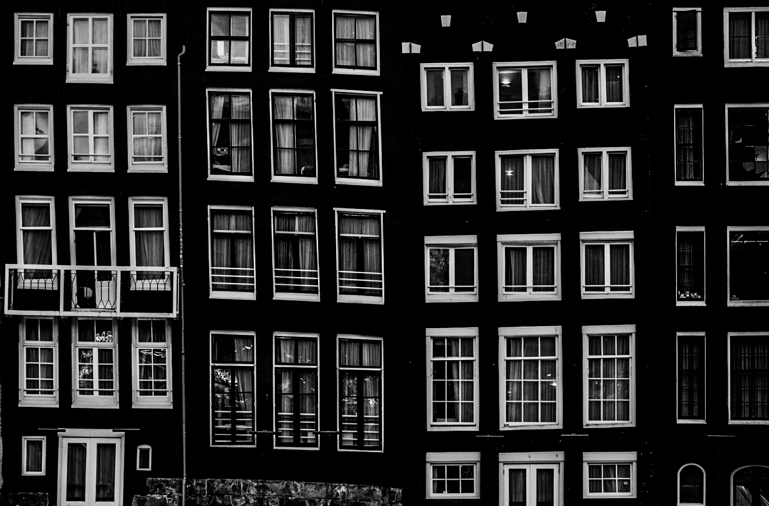 Amsterdam windows