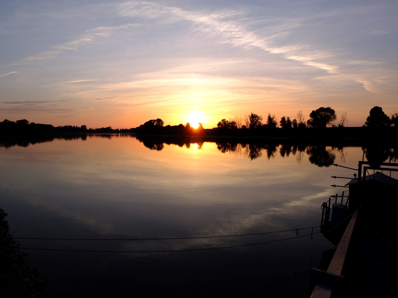 Tramonto su Po