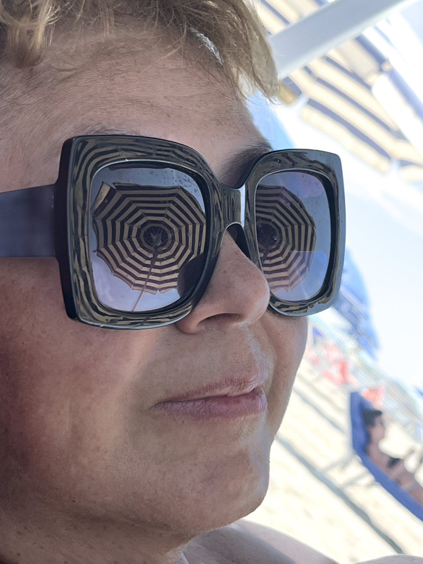 Sotto l'ombrellone...!