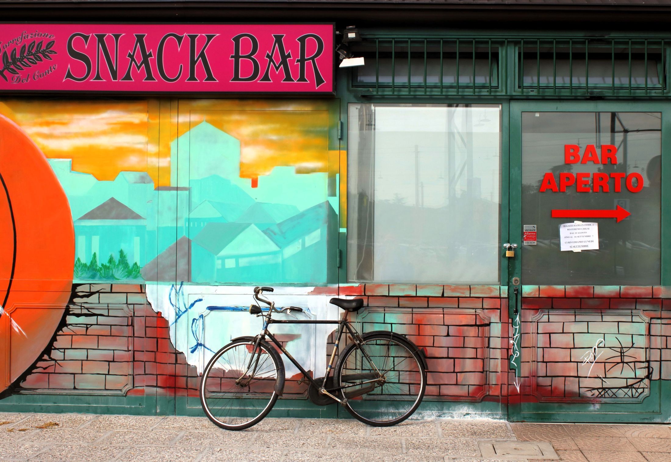 Snack bar