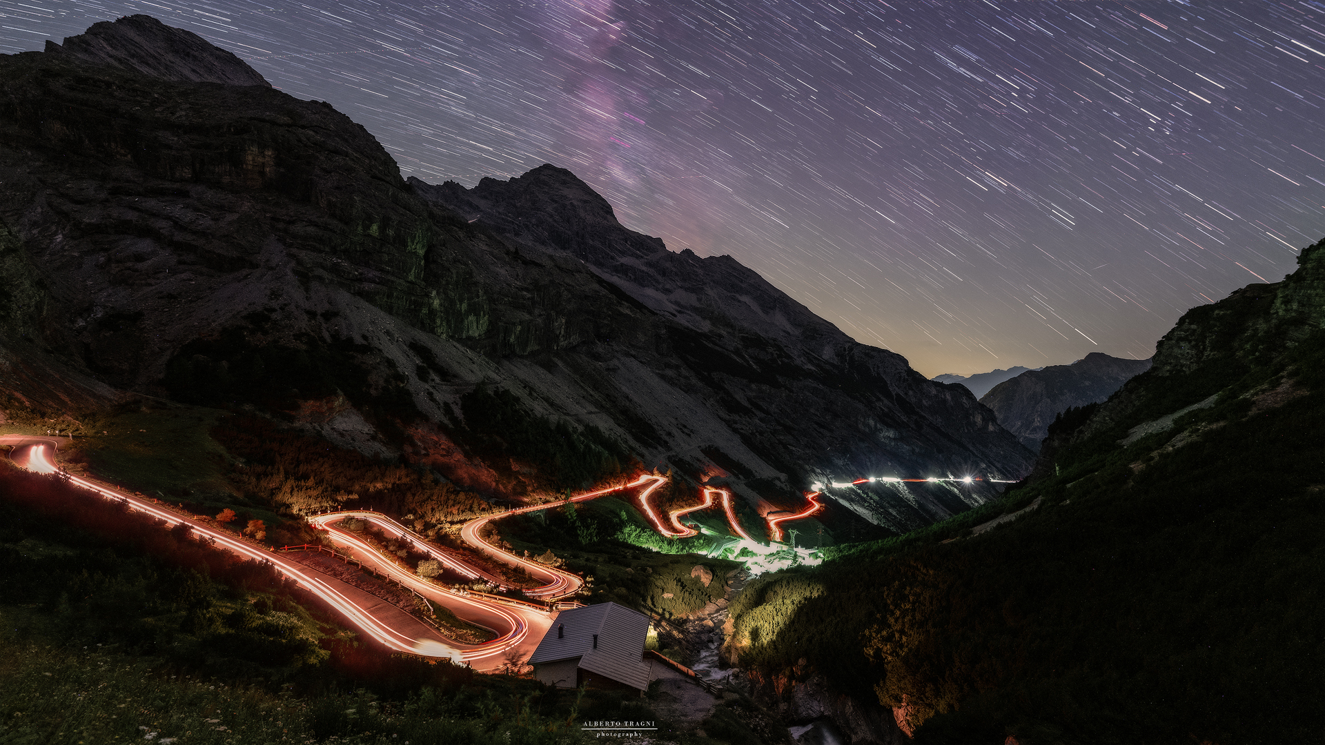 Stelvio skis and trails