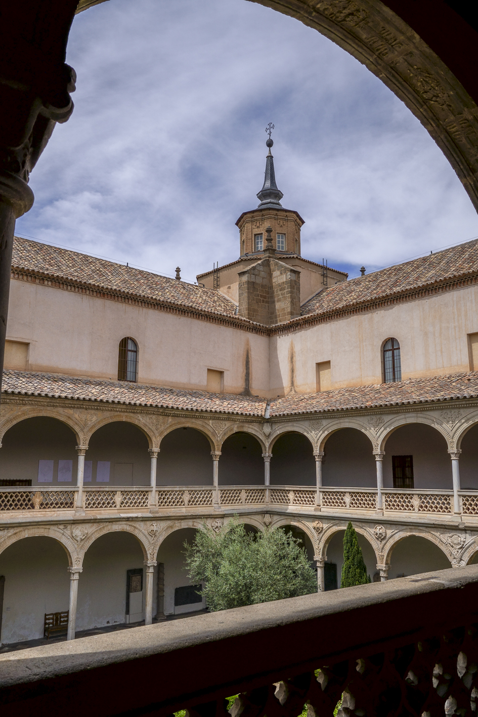 Interno dell'Ospedale Museo de Santa Cruz.