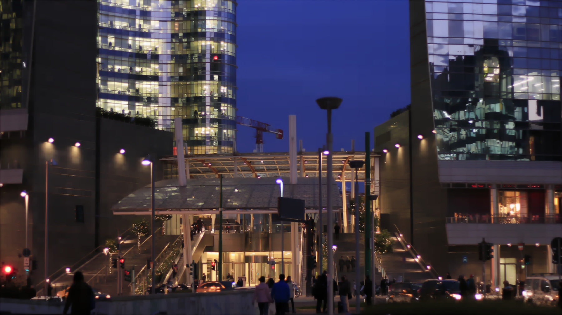ingresso Gae Aulenti da stazione garibaldi