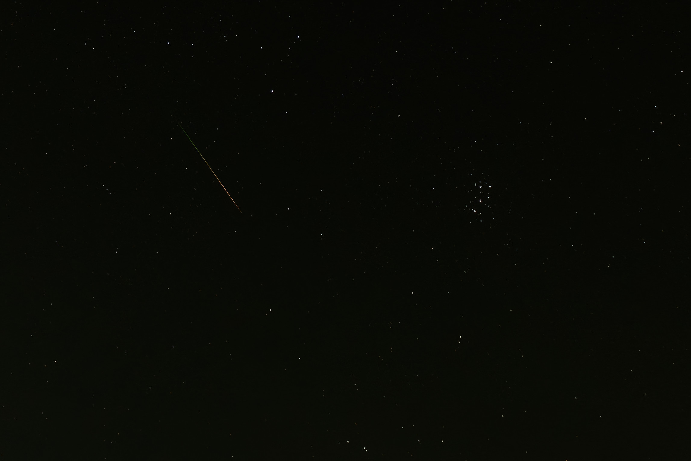 Meteora vicino alle Pleiadi 12-Agosto-2024