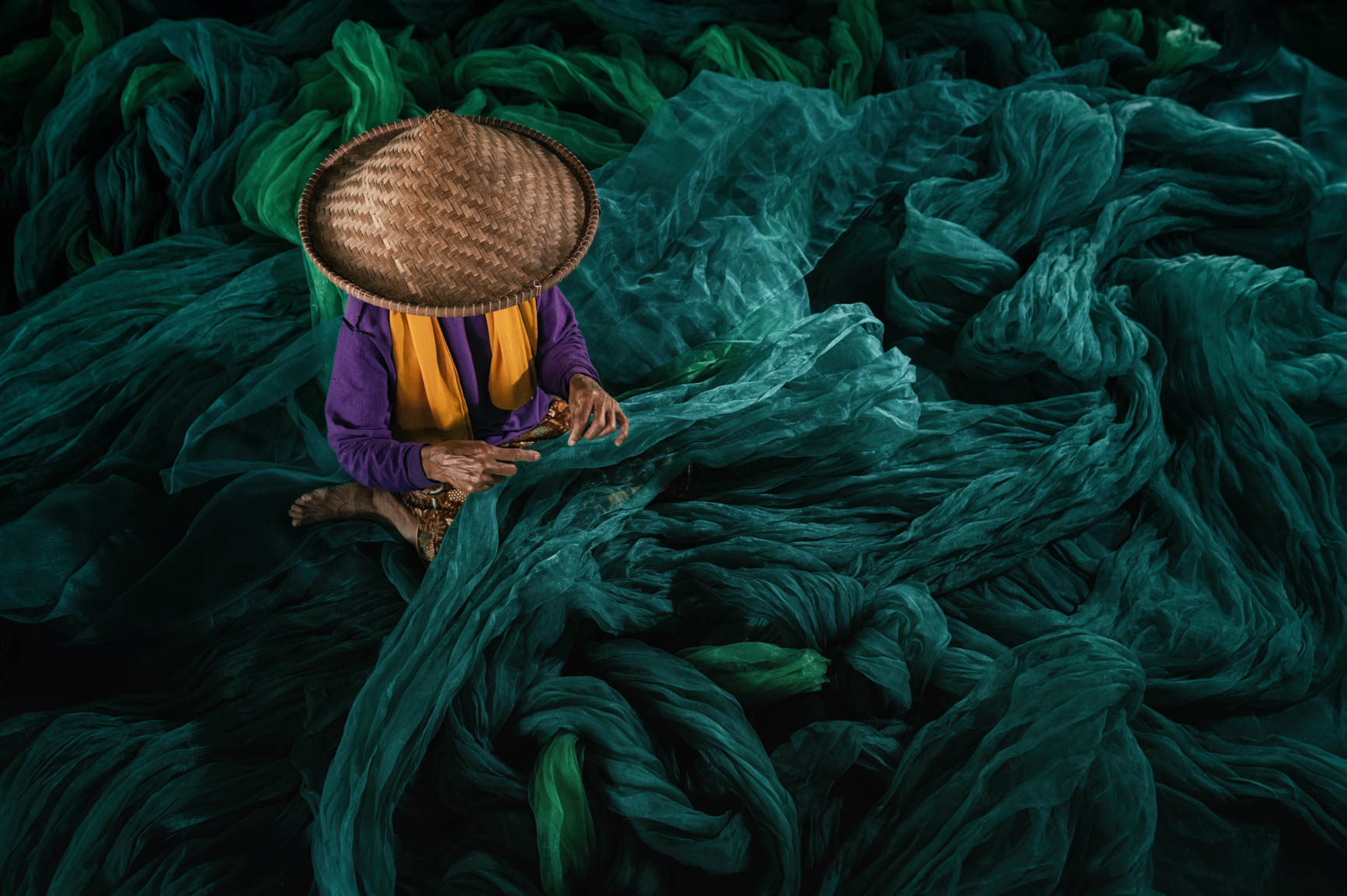 .: Woven Nets :.