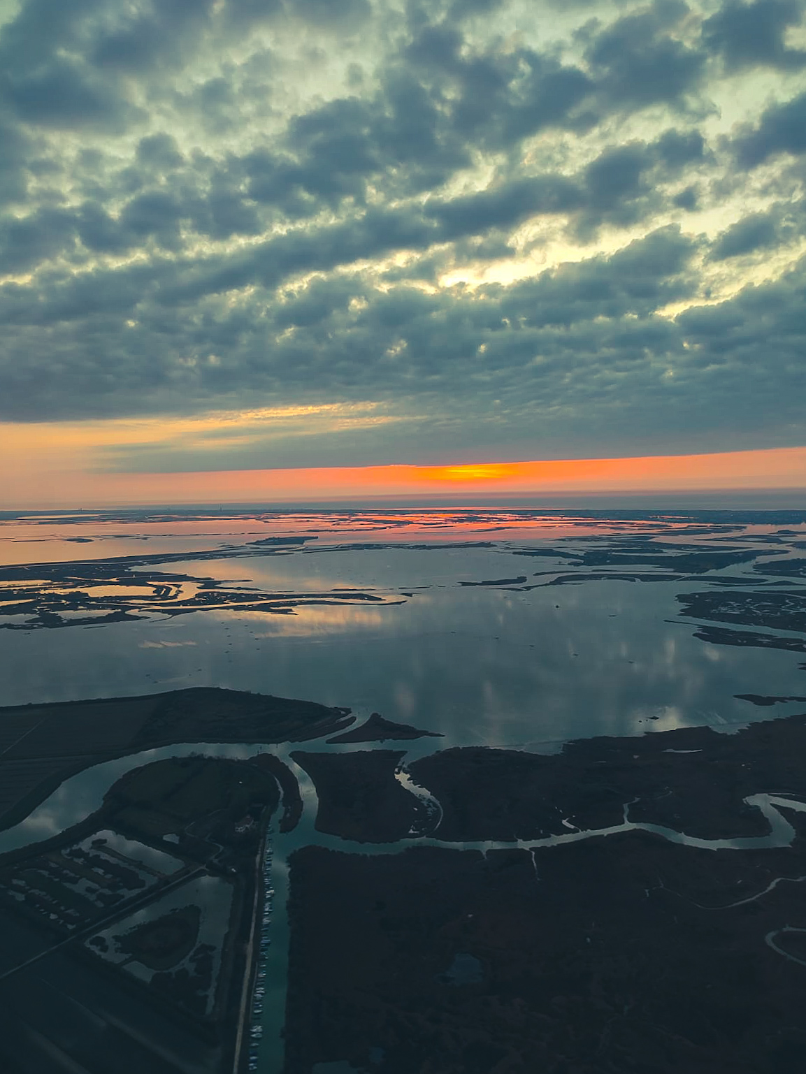 Laguna di Venezia all'alba