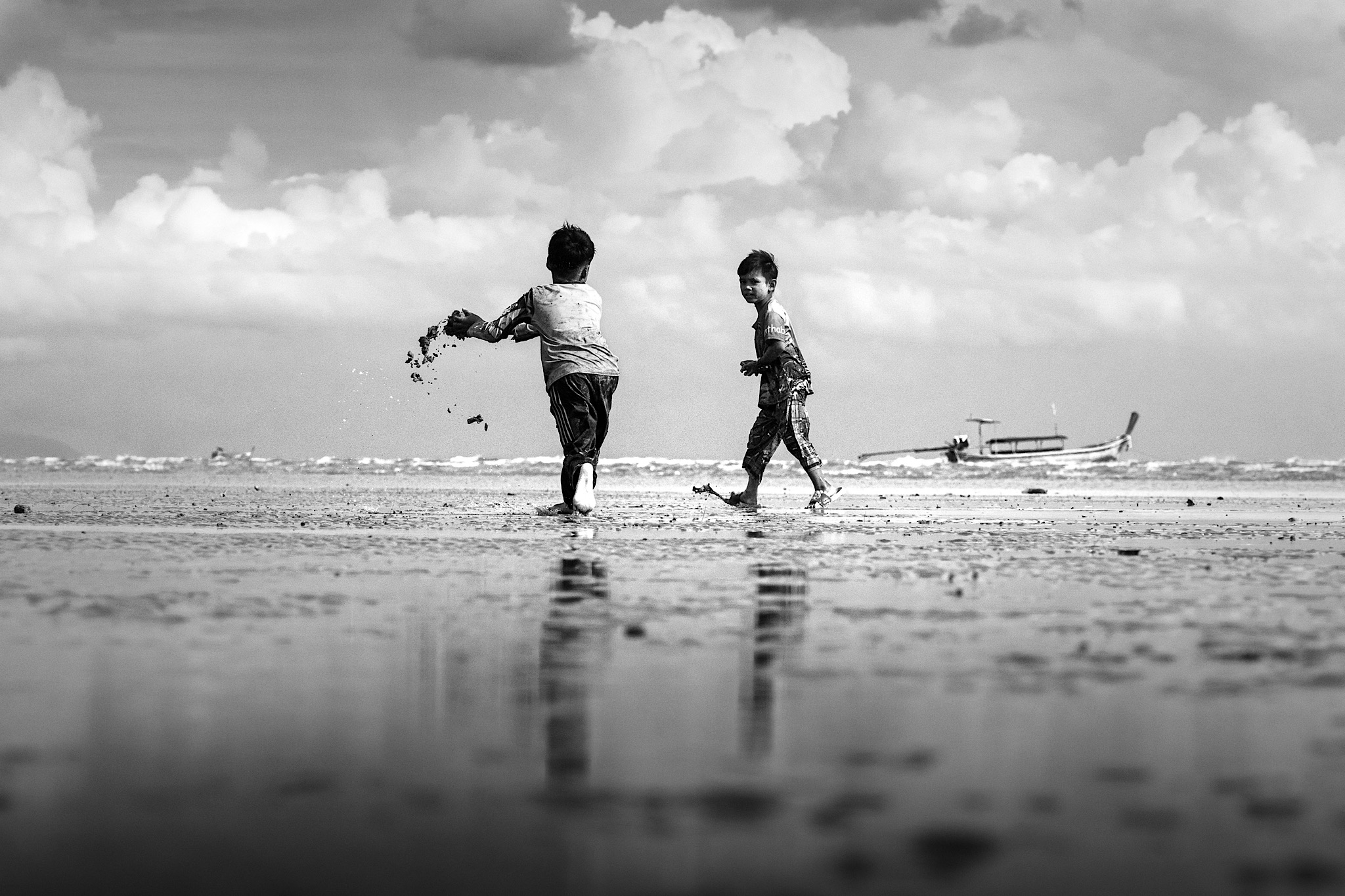 Children and low tide