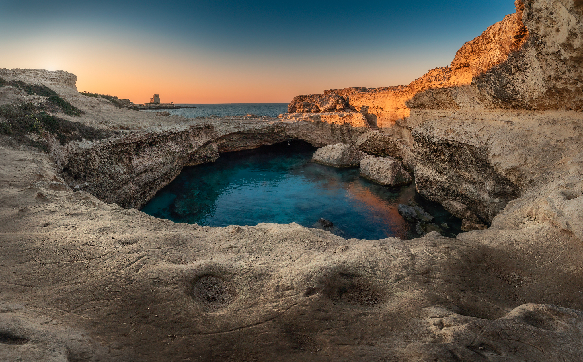 Grotta della Poesia, Puglia