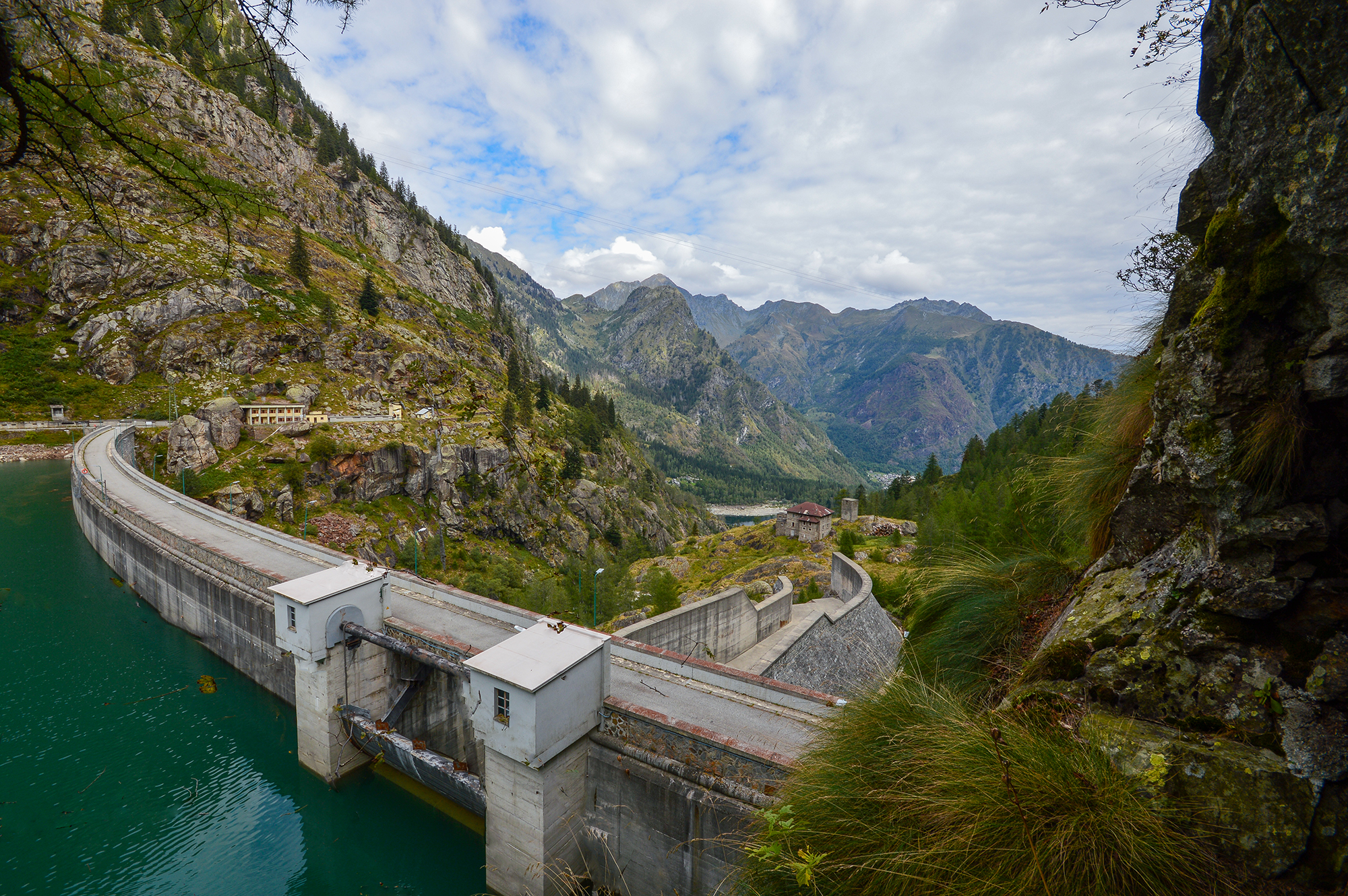 Diga lago di Campliccioli ( Valle Antrona )