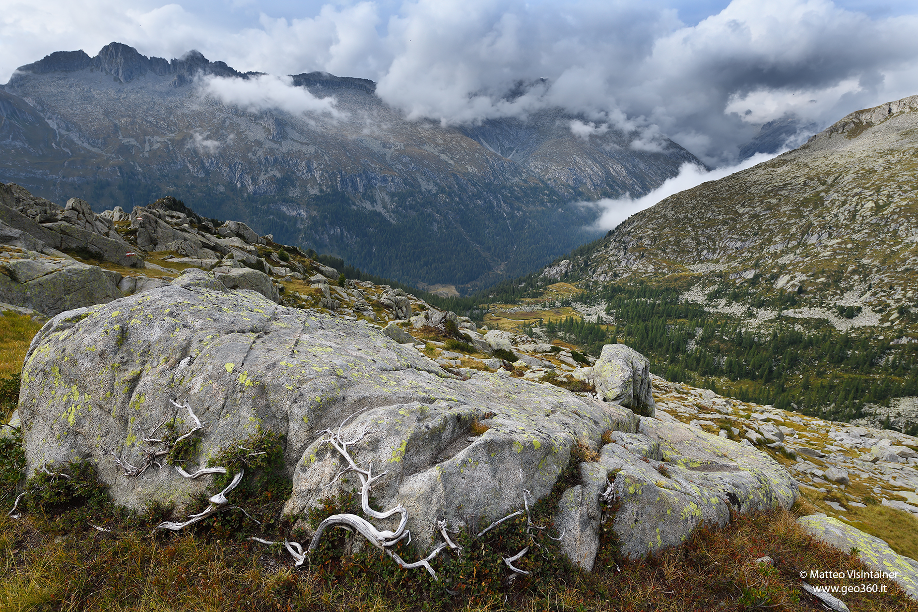 Playing hide and seek with the wind