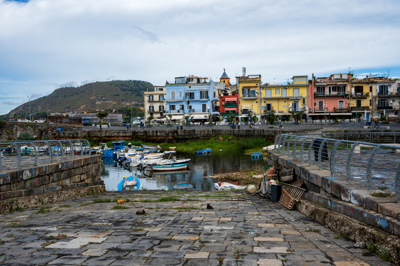 pozzuoli