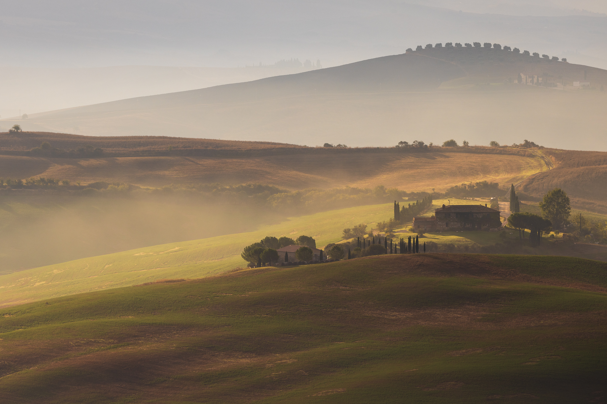 Alba sulla Val d'Orcia