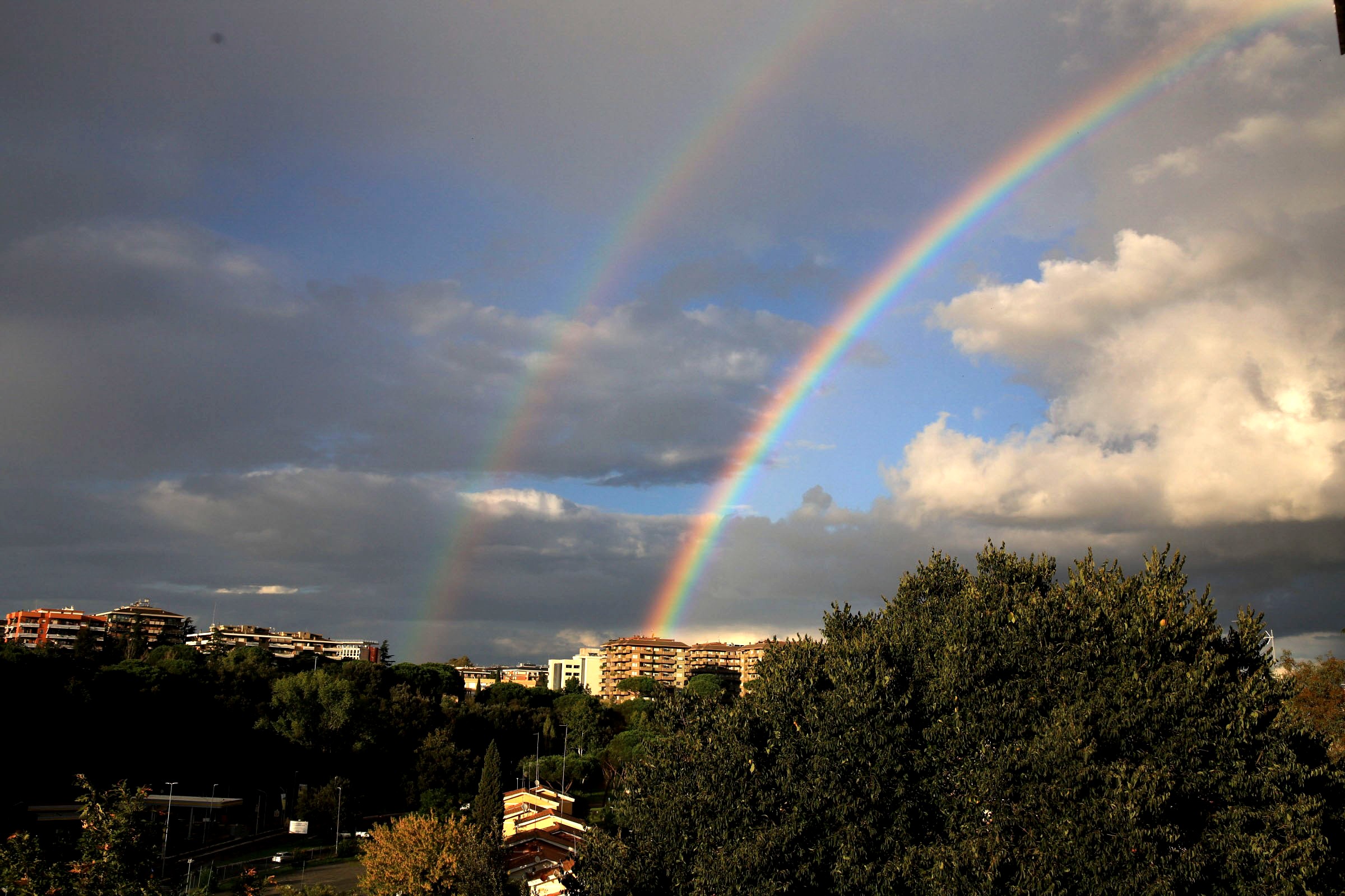 Double rainbow at 5.40 pm on 5.10.2024 (3 photos)