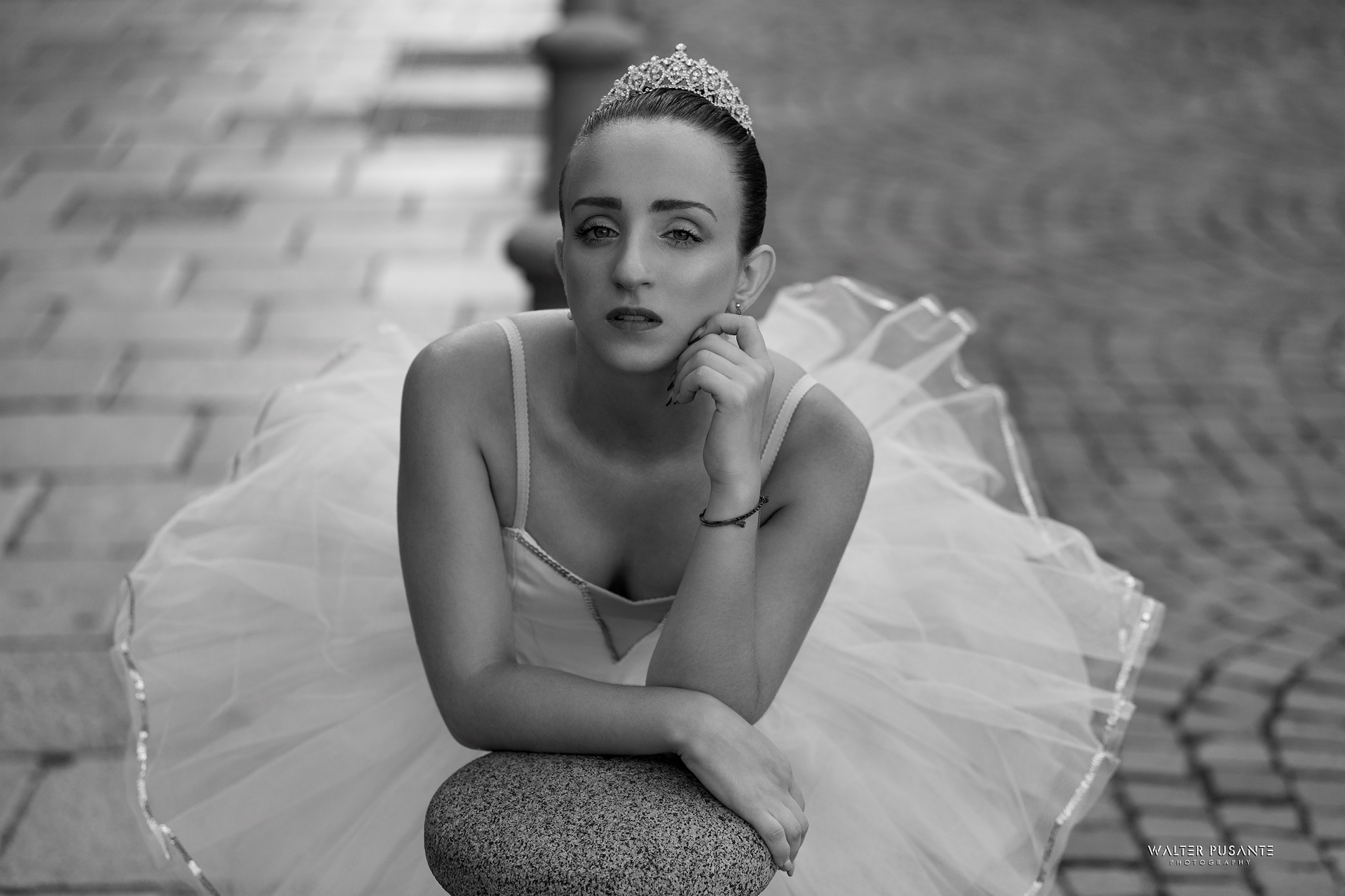 Simona