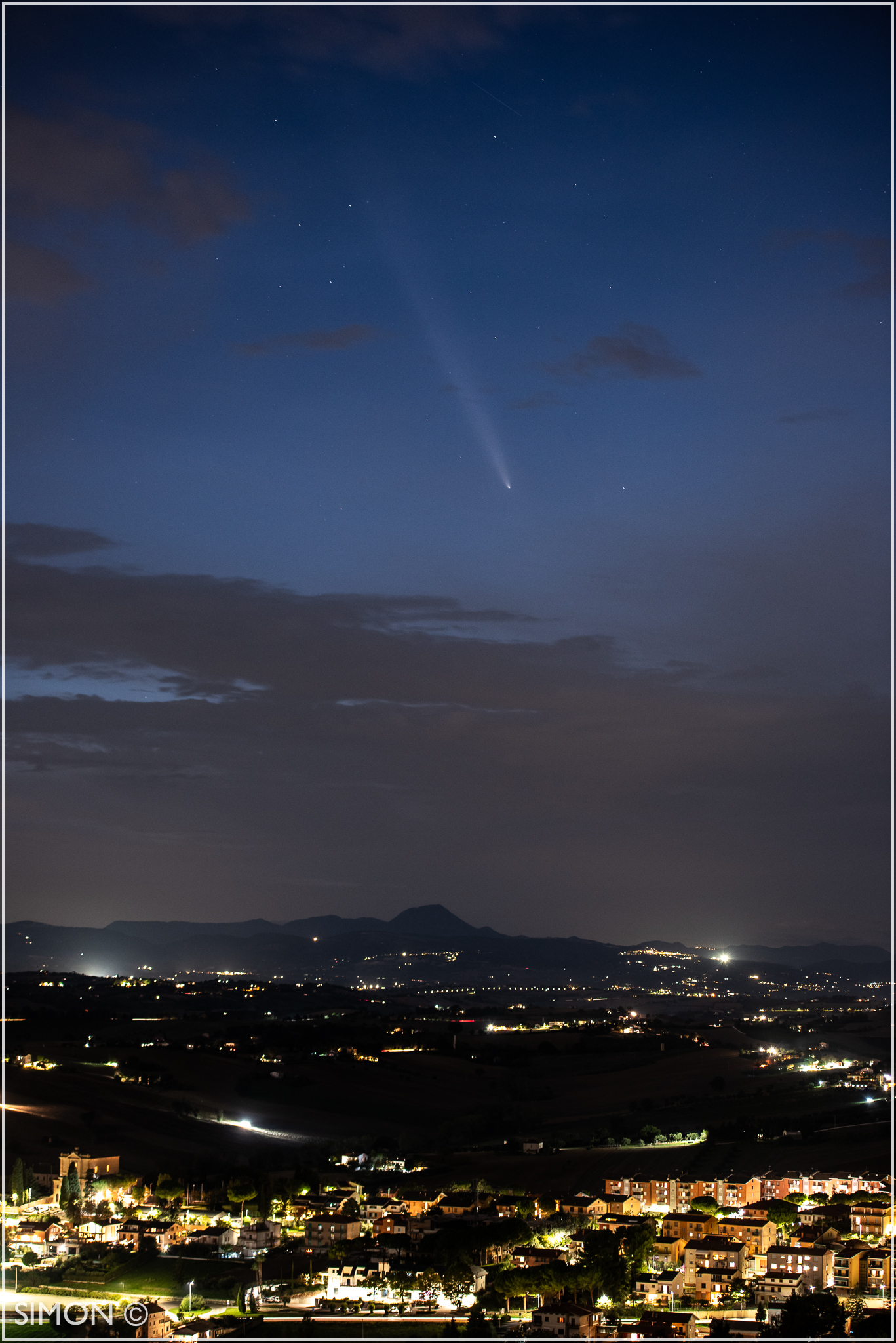 Cometa c/2023 A3 (Tsuchinshan?ATLAS)