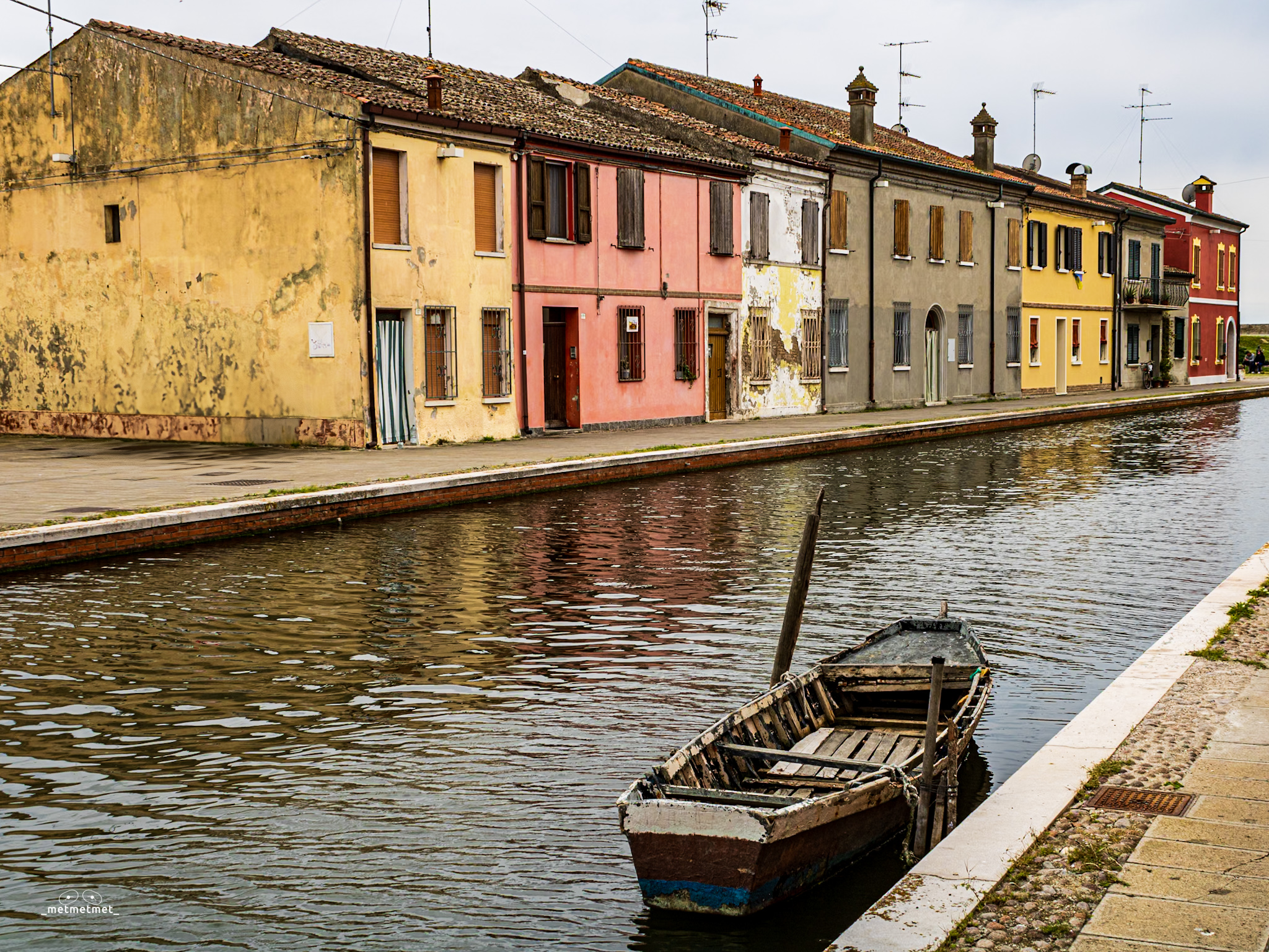 Tra acqua e mattoni