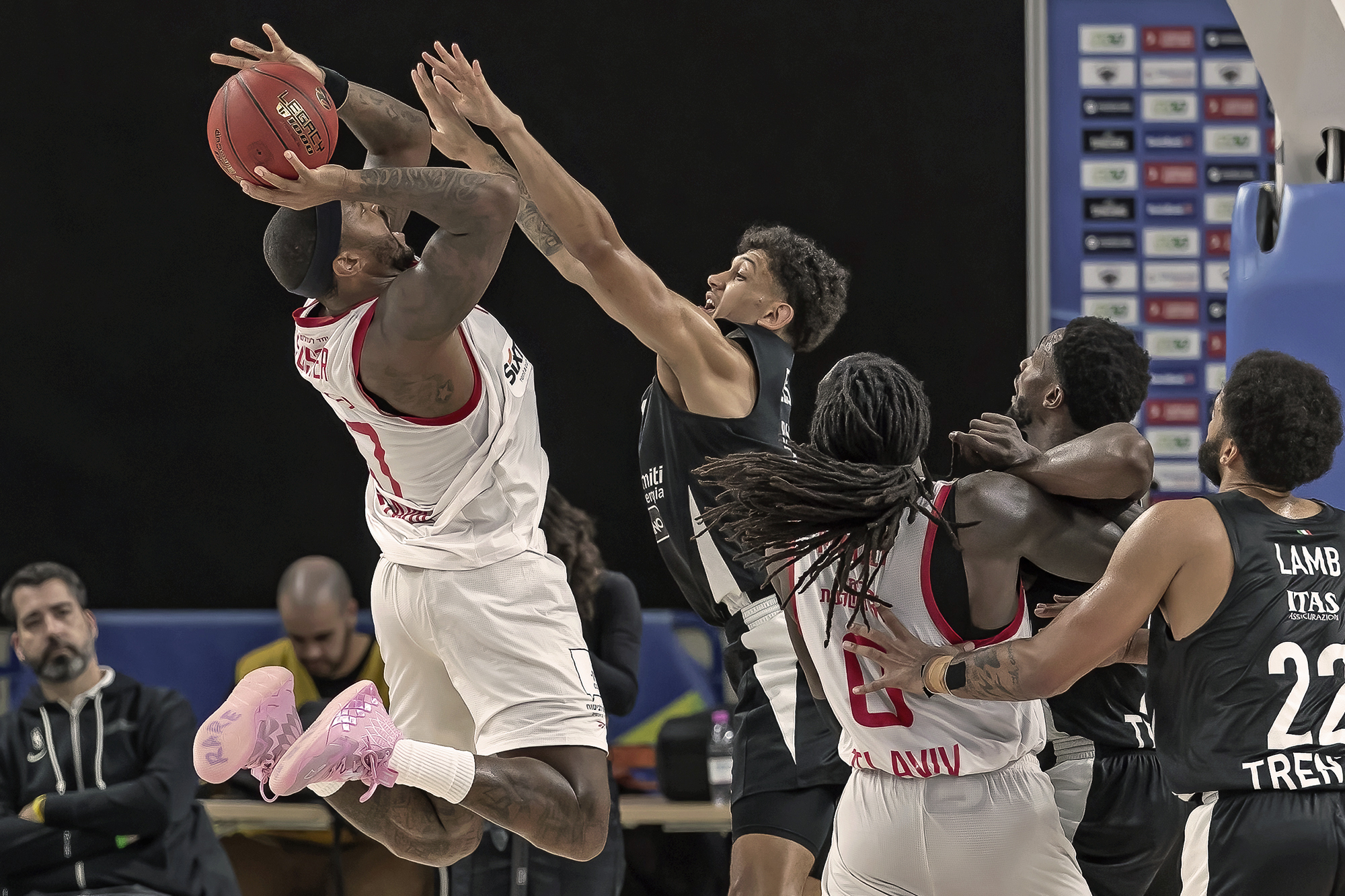 Dolomites vs Tel Aviv