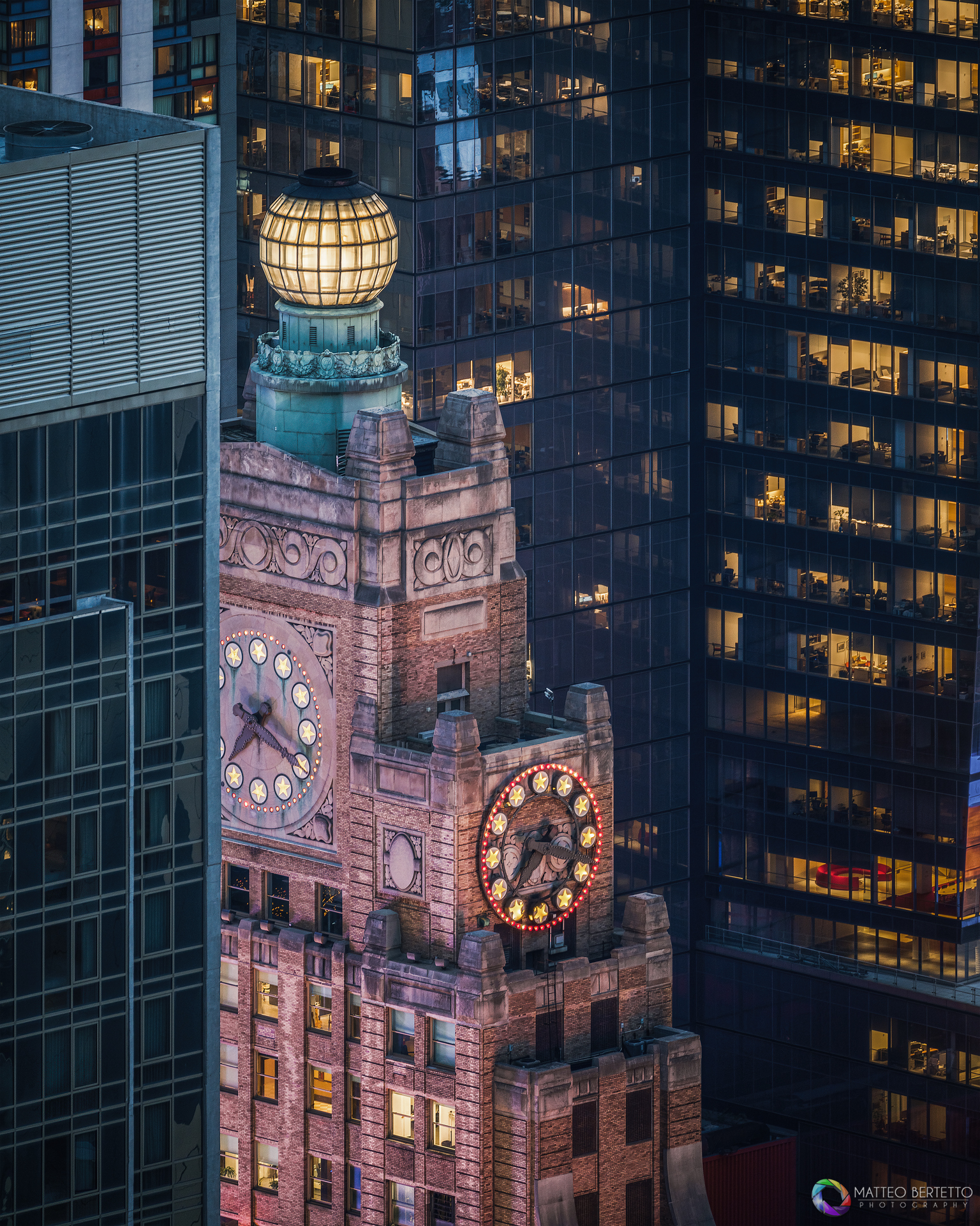 Paramount Building - Times Square
