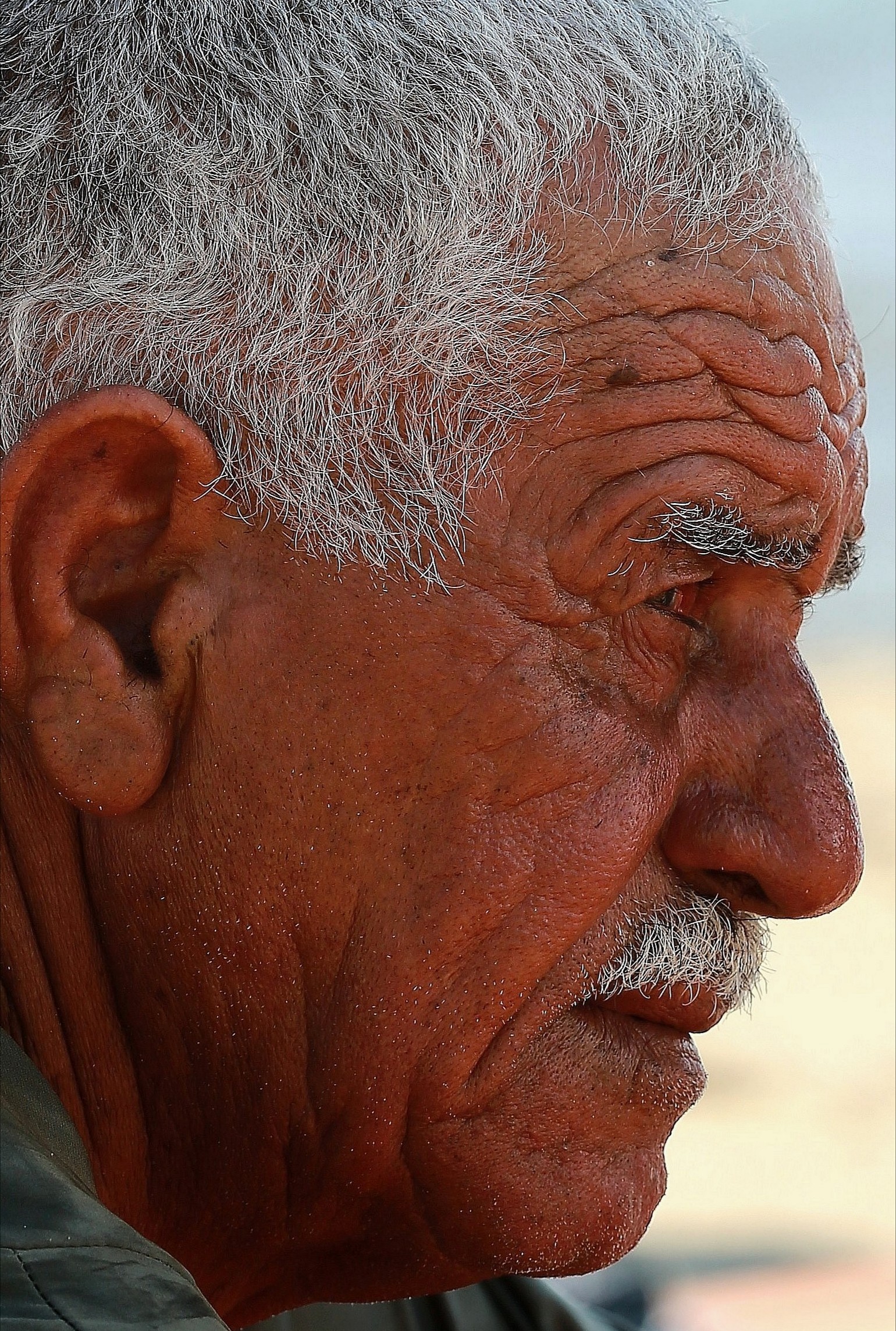 Volti segnati dal tempo