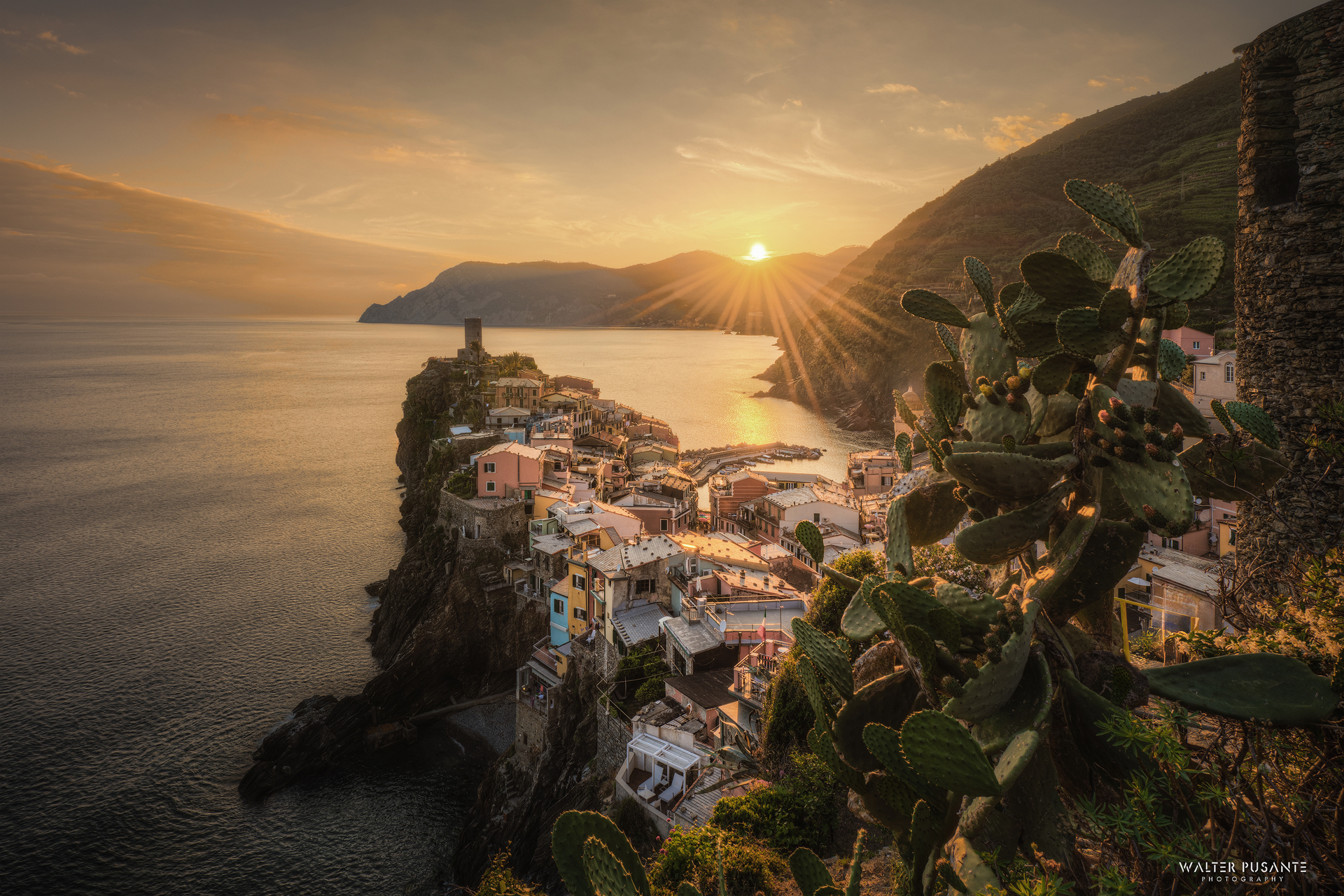 Tramonto a Vernazza