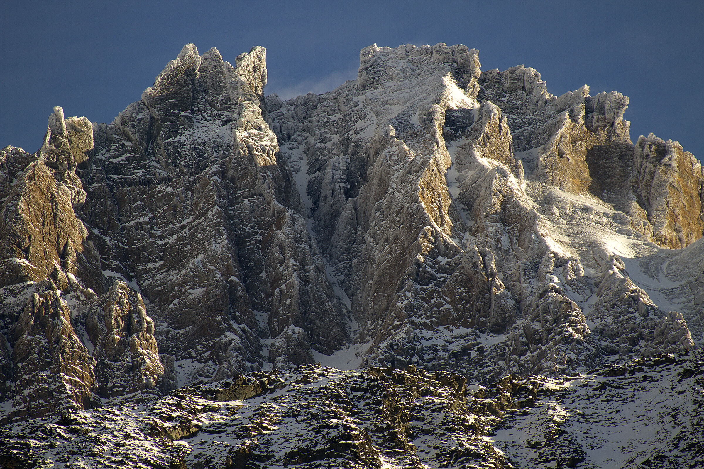 La Grivola - Prima neve autunnale
