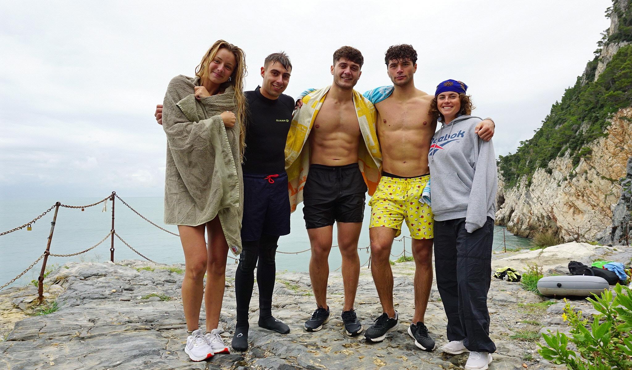 The young divers!