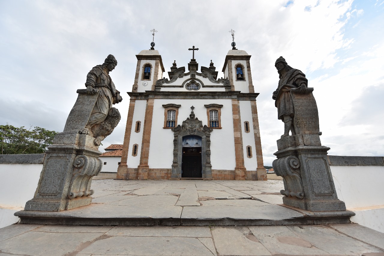 Congonhas - MG - Ultrawide photo of Basilica