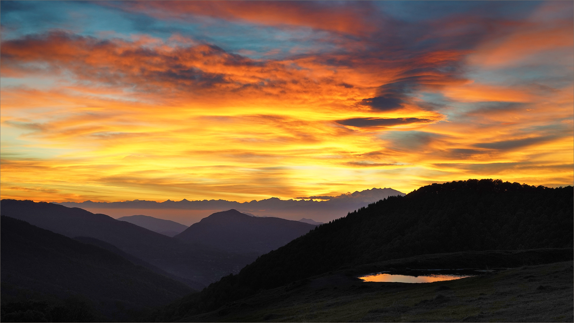 tramonto visto dalla Cresta Sud del Monte di Lenno