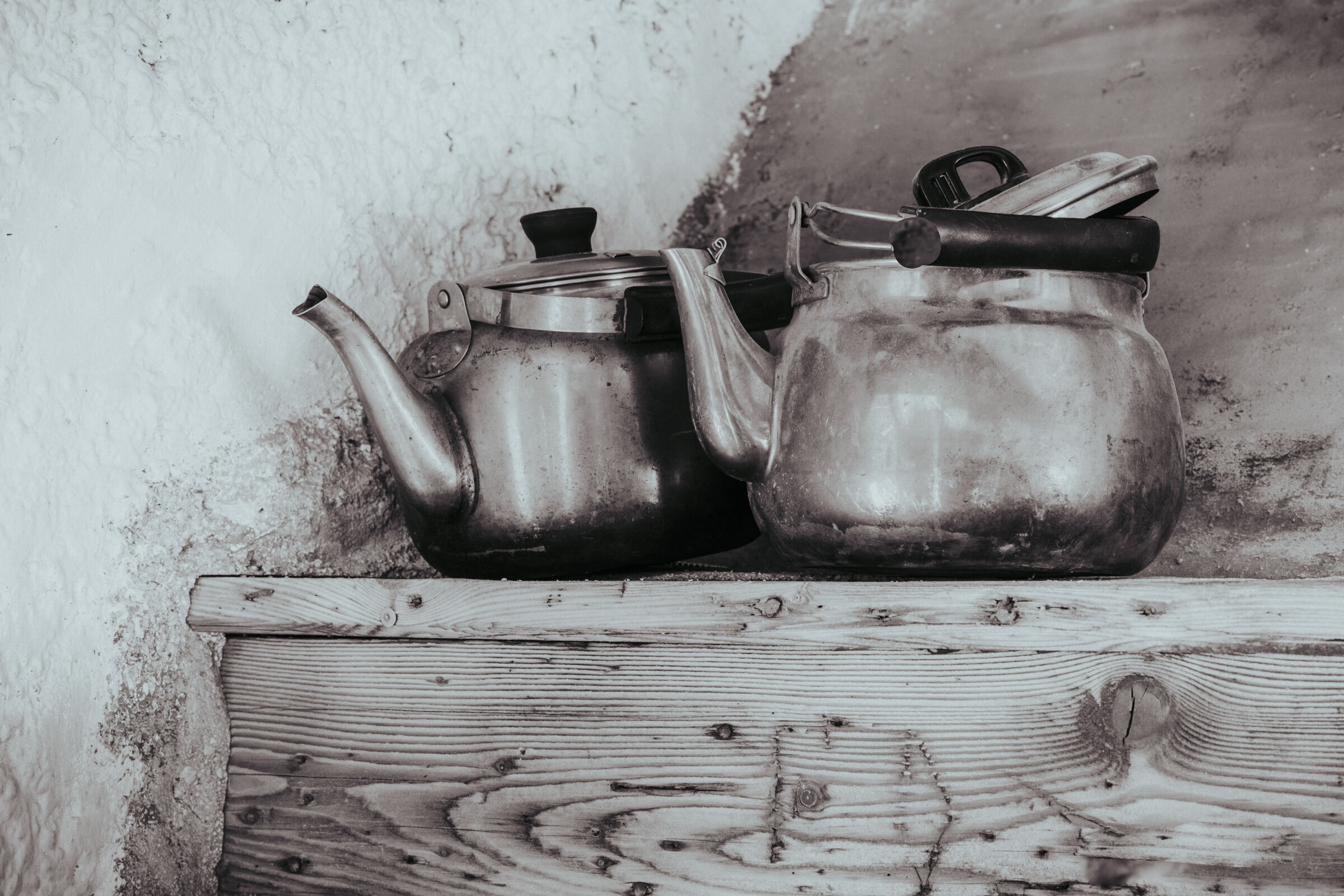 The hood and the kettles